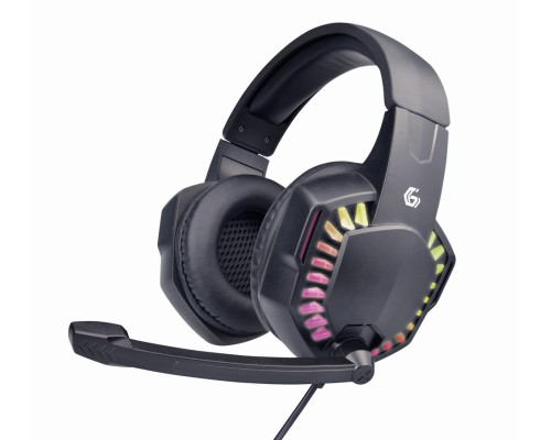 Gaming headset with LED light effect